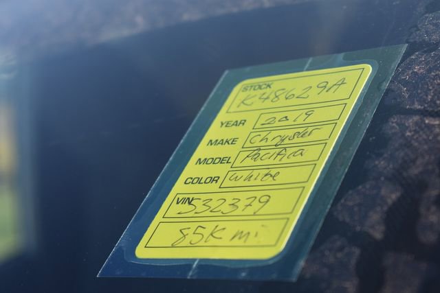 Used 2019 Chrysler Pacifica Touring Plus w/ S Appearance Package image 13