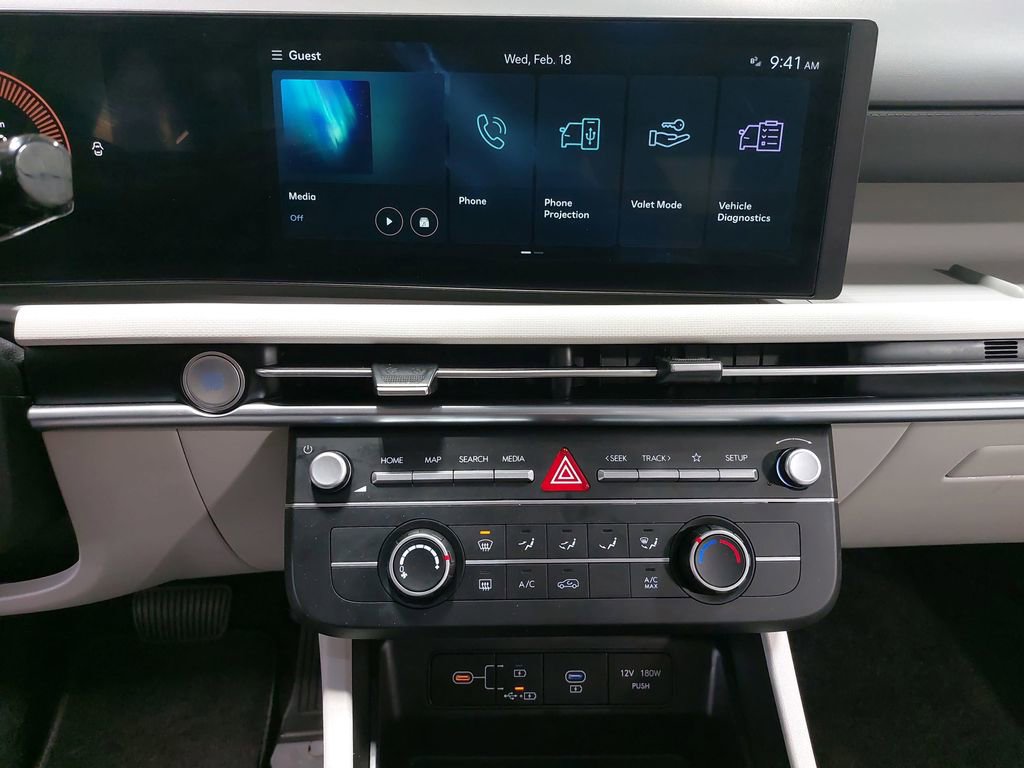 Certified 2025 Hyundai Tucson SE image 21