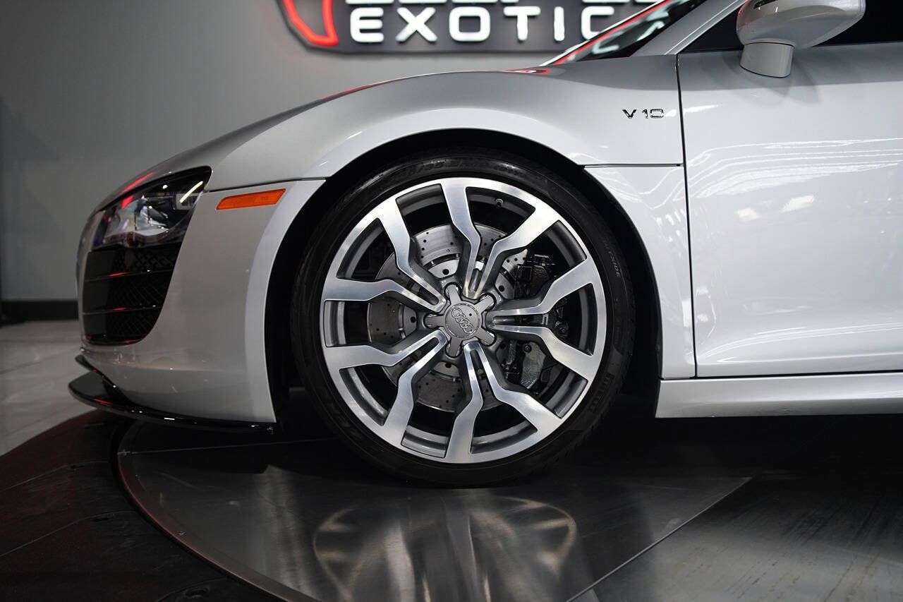 Used 2009 Audi R8 V10 AWD/4WD image 15