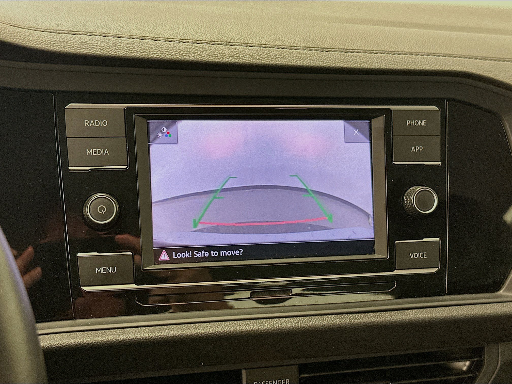 Used 2024 Volkswagen Jetta SE FWD image 22
