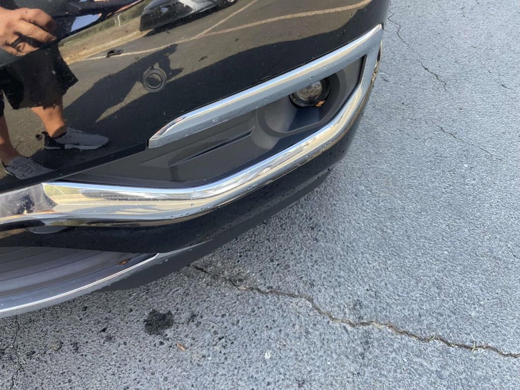 Used 2018 GMC Acadia Denali w/ Technology Package image 18