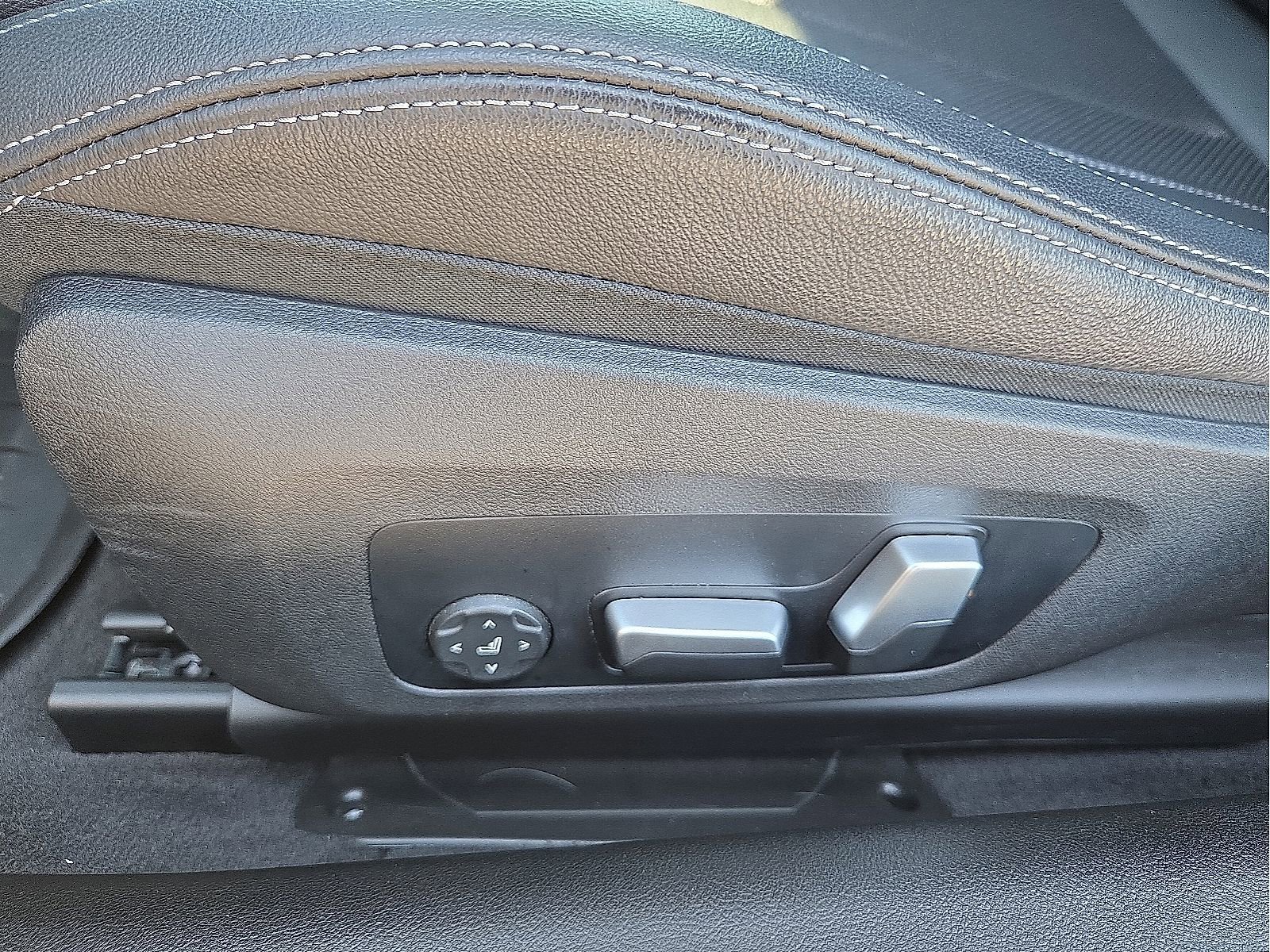 Used 2022 BMW 440i xDrive Coupe w/ Premium Package AWD/4WD image 14