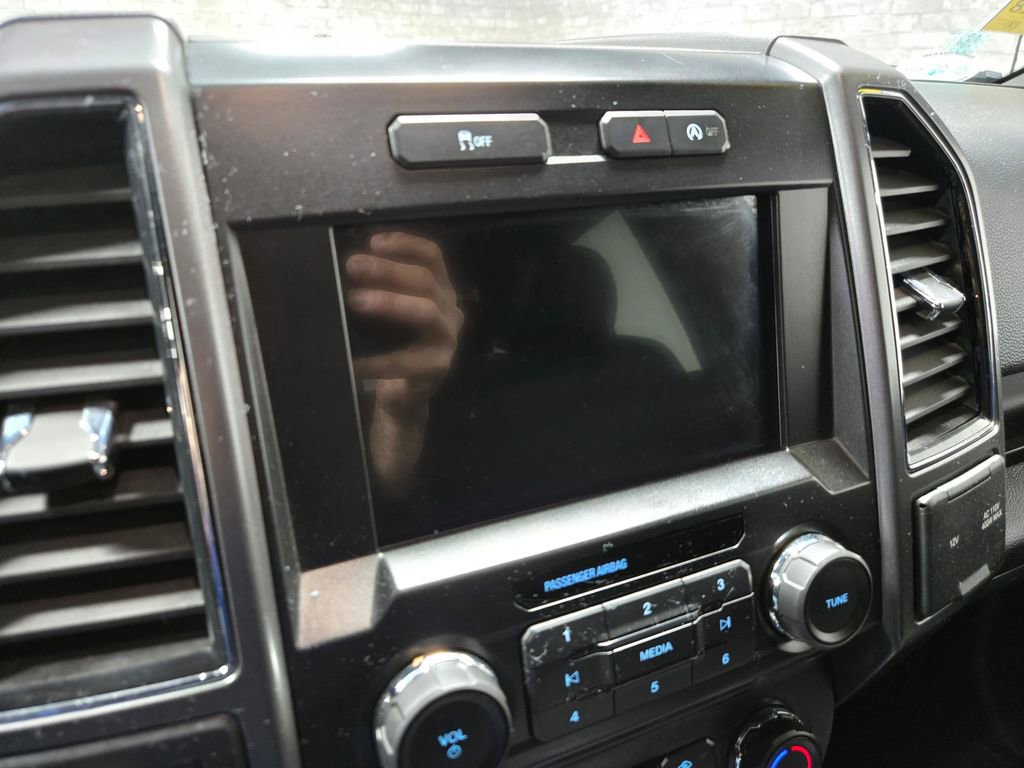 Used 2017 Ford F150 XLT w/ Equipment Group 302A Luxury image 19