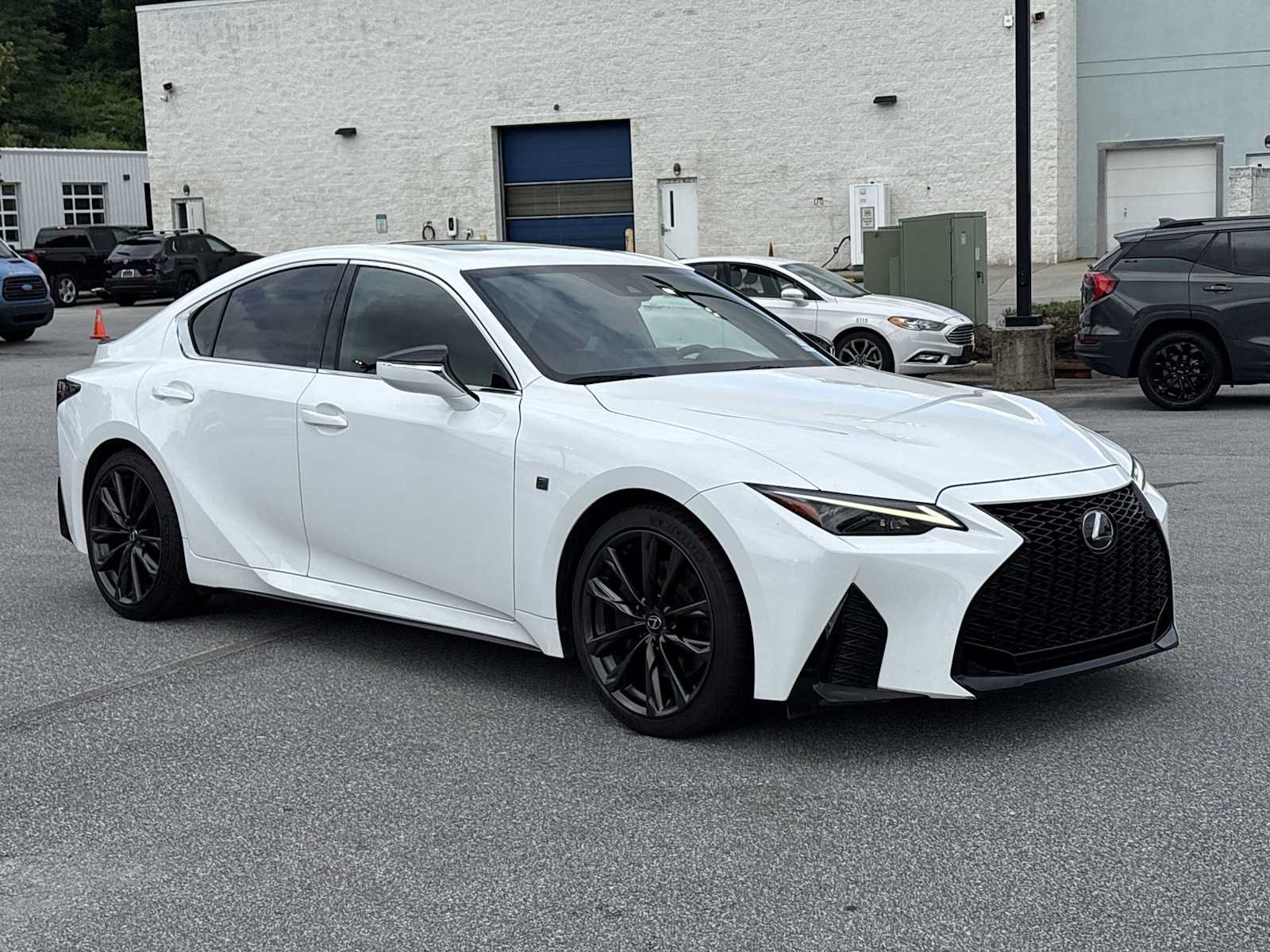 Used 2024 Lexus IS 300 F Sport RWD image 4