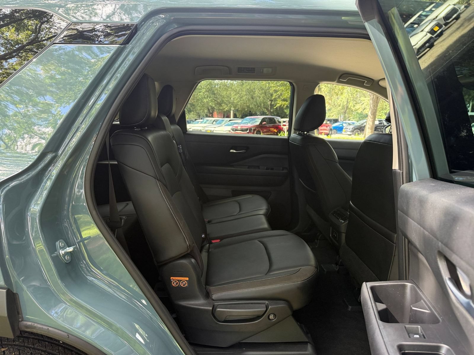 Used 2026 Nissan Pathfinder SL FWD image 38