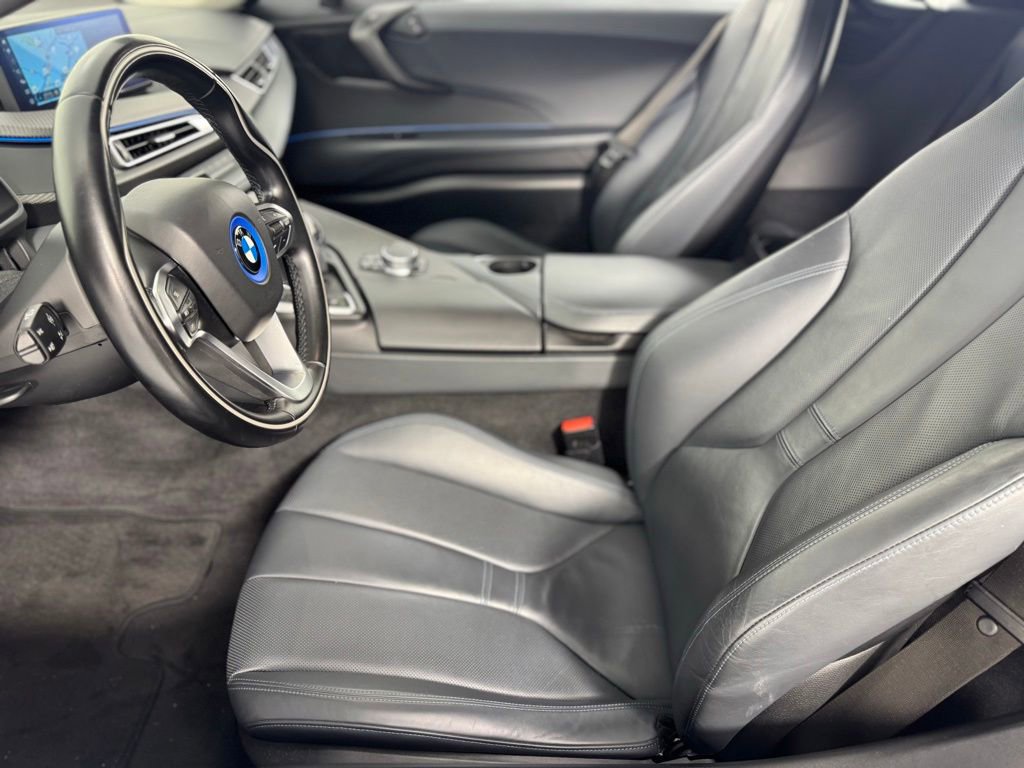 Used 2019 BMW i8 Coupe AWD/4WD image 14