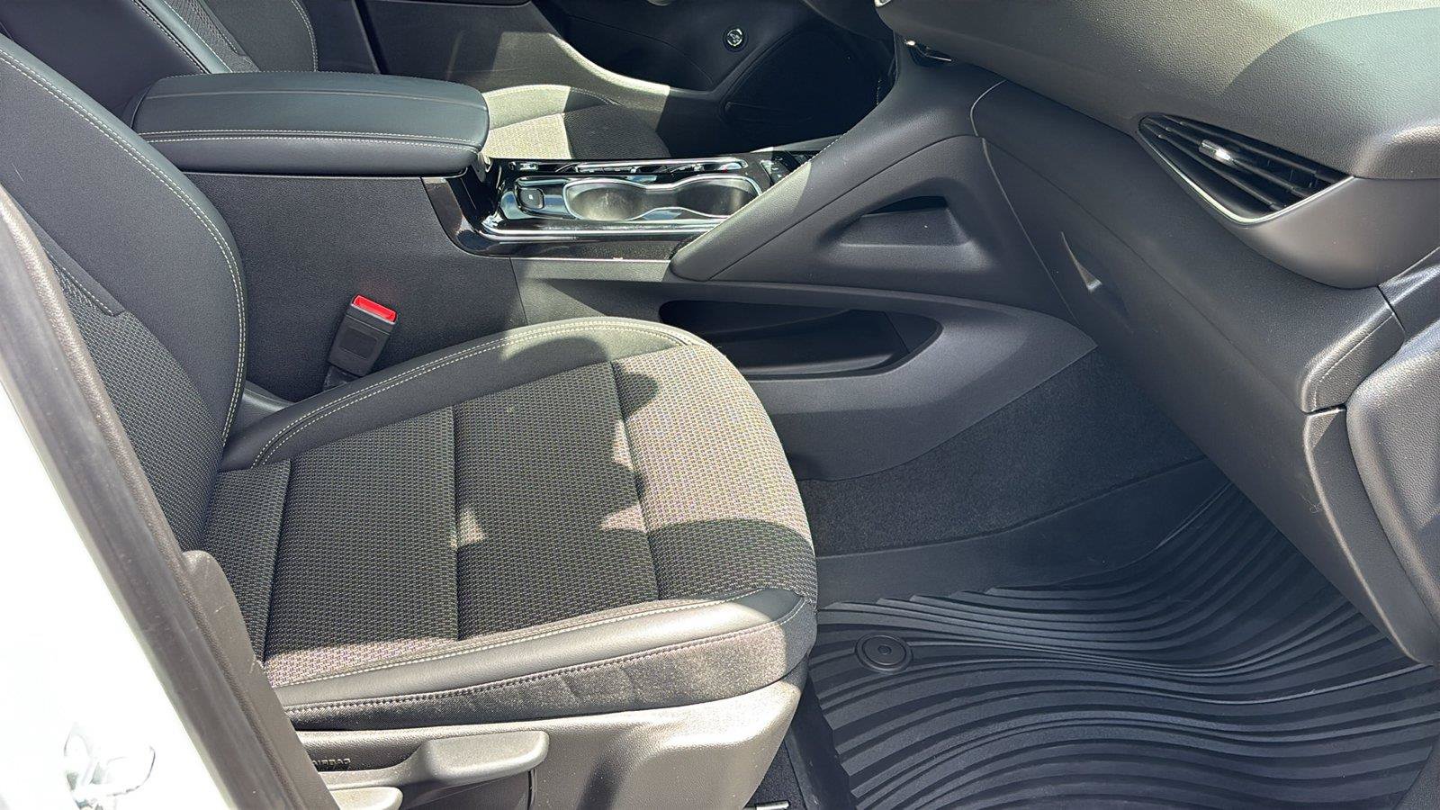 Certified 2023 Buick Envision Preferred AWD/4WD image 23
