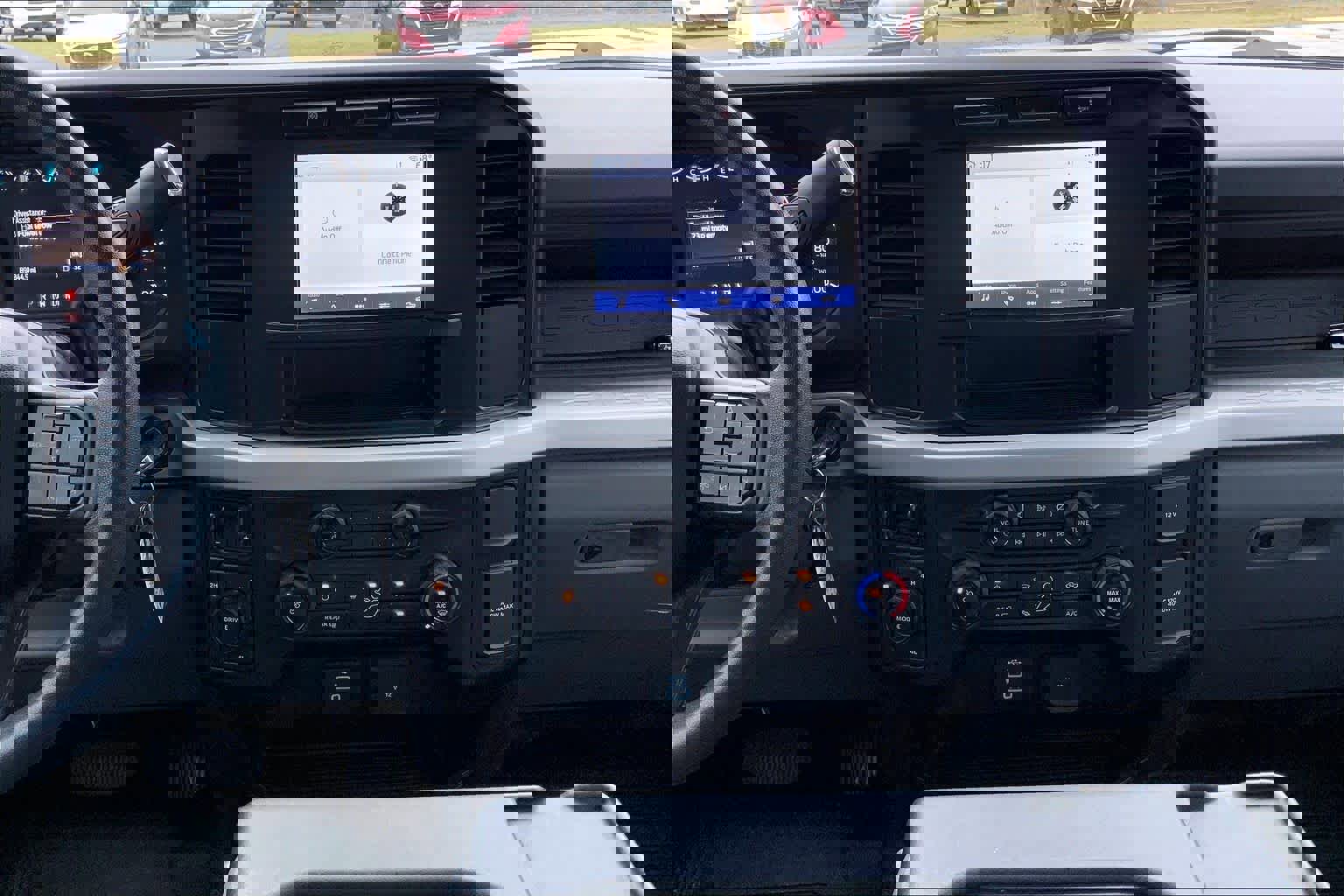 Used 2023 Ford F550 4x4 Crew Cab Super Duty image 6