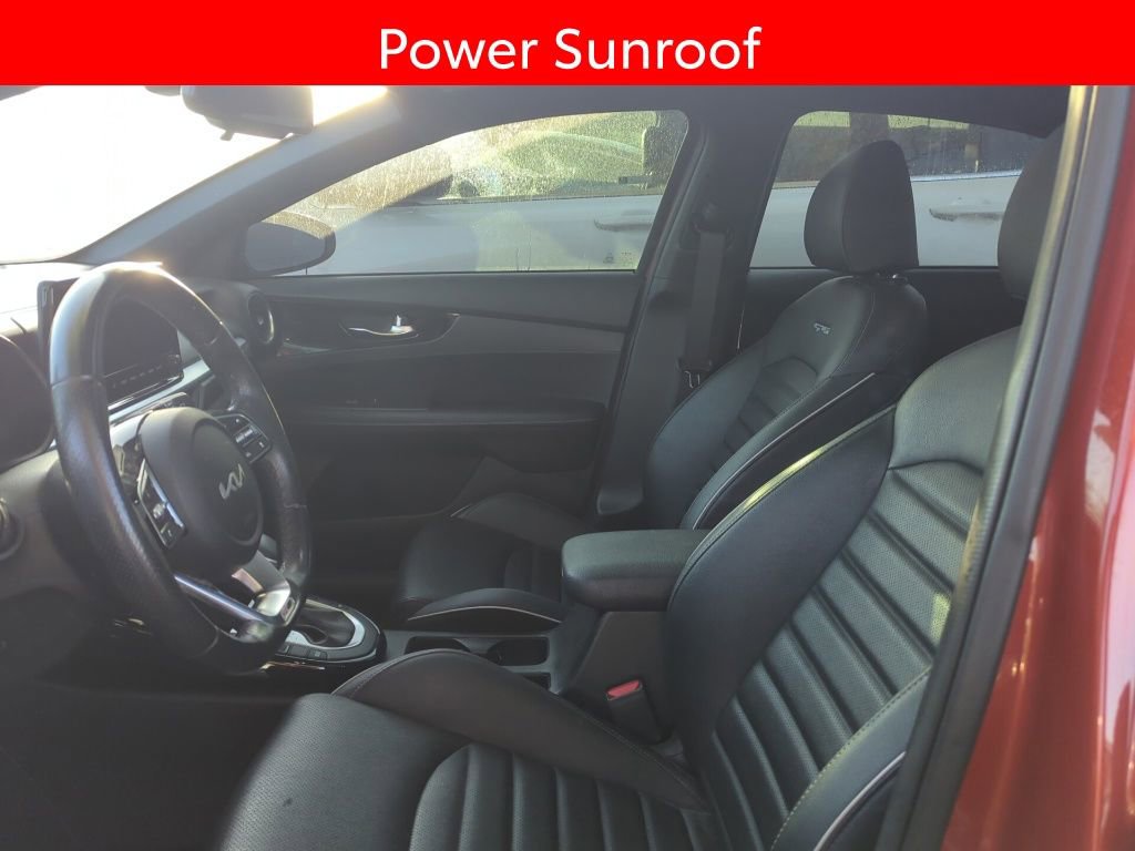 Used 2022 Kia Forte GT-Line w/ GT-Line Premium Package image 6