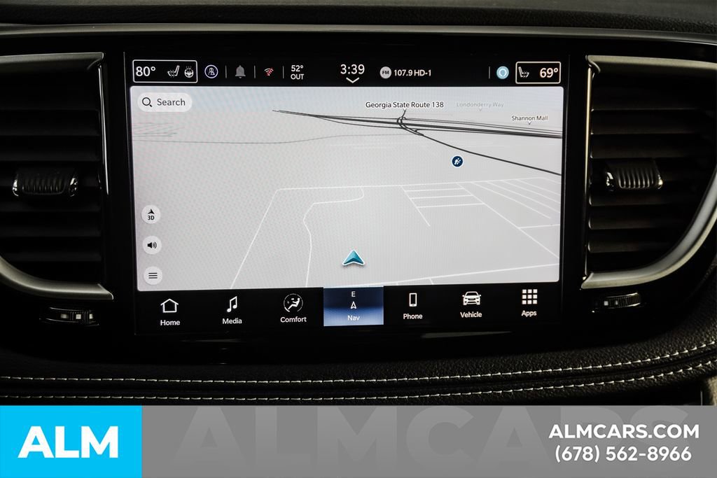 Used 2024 Chrysler Pacifica Select image 34