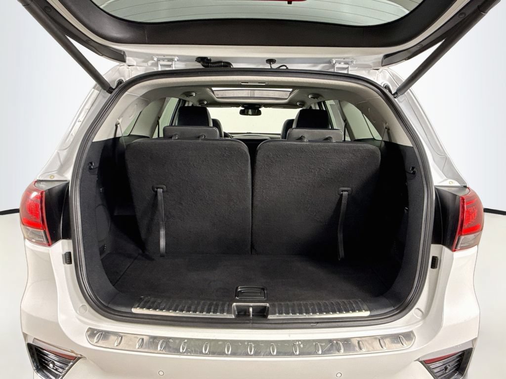 Used 2019 Kia Sorento SX w/ SX Touring Package AWD/4WD image 30