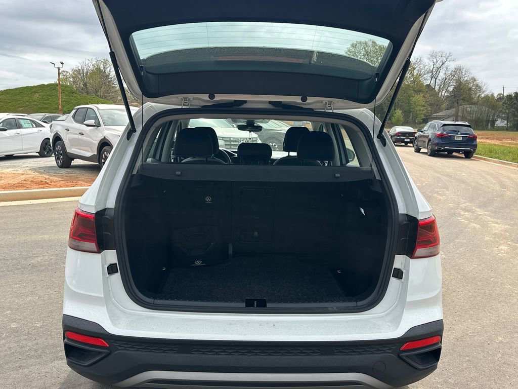 Used 2024 Volkswagen Taos S image 18