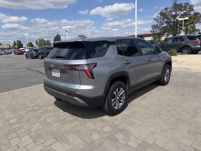 Used 2025 Chevrolet Equinox LT FWD image 3