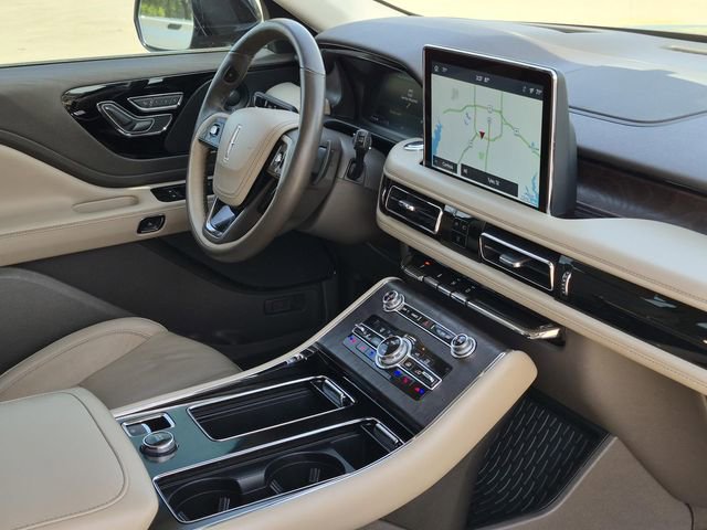 Used 2020 Lincoln Aviator Grand Touring w/ Equipment Group 301A image 12