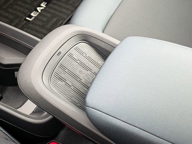 New 2026 Nissan Leaf SV+ w/ Floor Mat Package (SV+) image 24