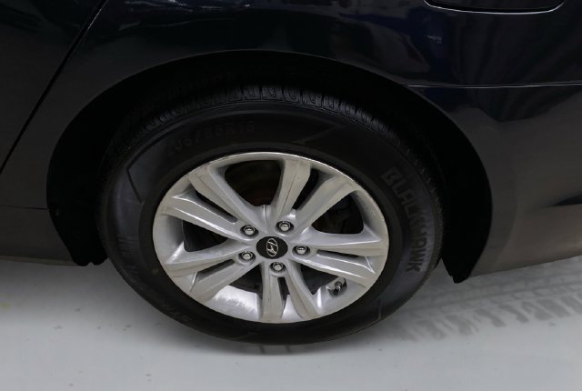 Used 2012 Hyundai Sonata GLS FWD image 18