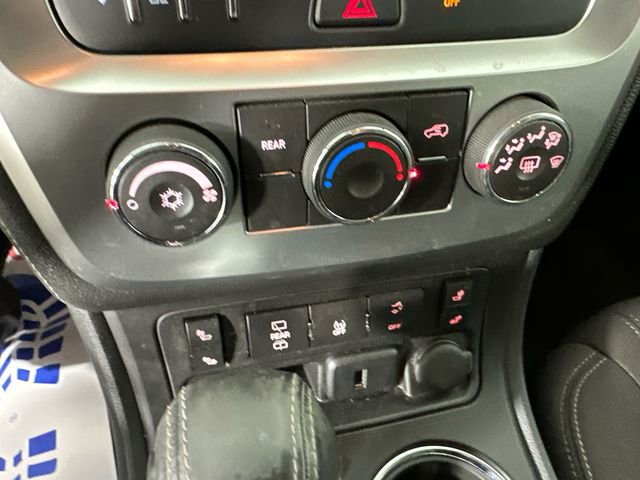 Used 2015 GMC Acadia SLE image 35