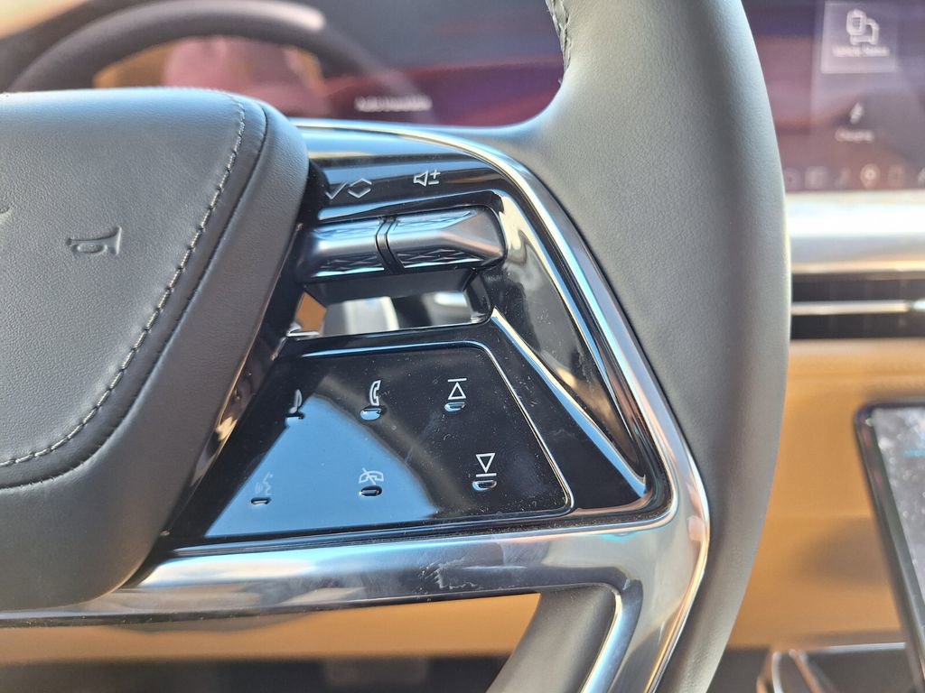 New 2025 Cadillac Escalade IQ Luxury 2 image 18