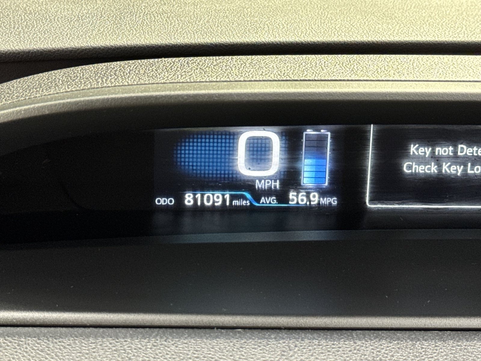 Used 2017 Toyota Prius Three w/ Advanced Technology Package FWD image 18