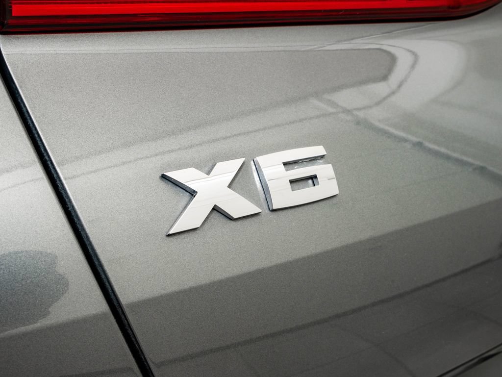 Used 2024 BMW X6 M60i w/ Executive Package AWD/4WD image 18
