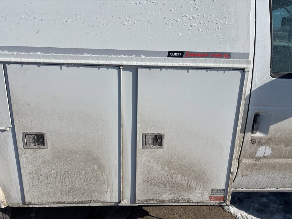 Used 2024 Ford E-350 and Econoline 350 Super Duty w/ Power Windows & Locks Group image 2