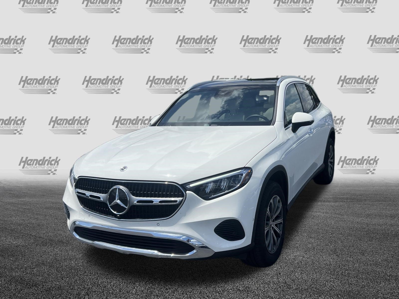 Certified 2025 Mercedes-Benz GLC 300 4MATIC image 5