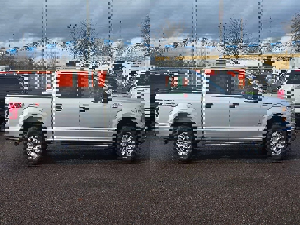 Used 2017 Ford F150 XLT w/ Equipment Group 301A Mid image 28