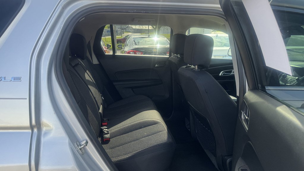 Used 2017 GMC Terrain SLE FWD image 25