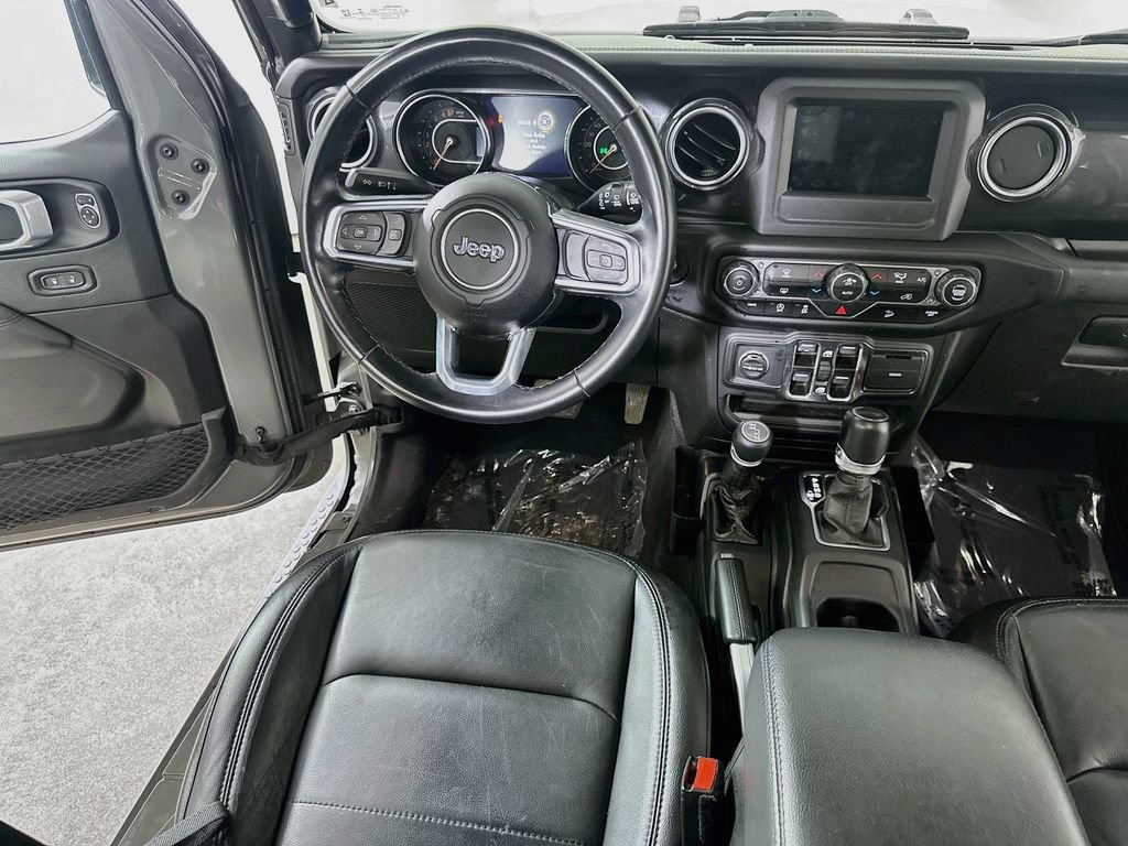 Used 2021 Jeep Wrangler Unlimited Sahara AWD/4WD image 19