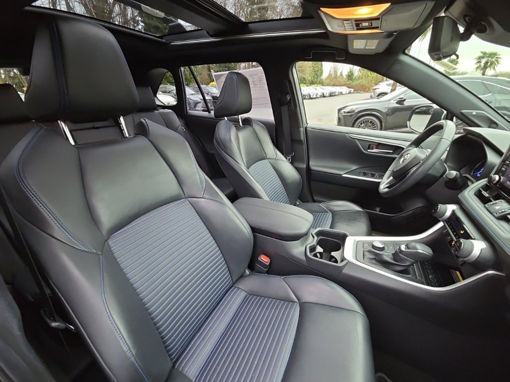 Used 2020 Toyota RAV4 XSE image 21