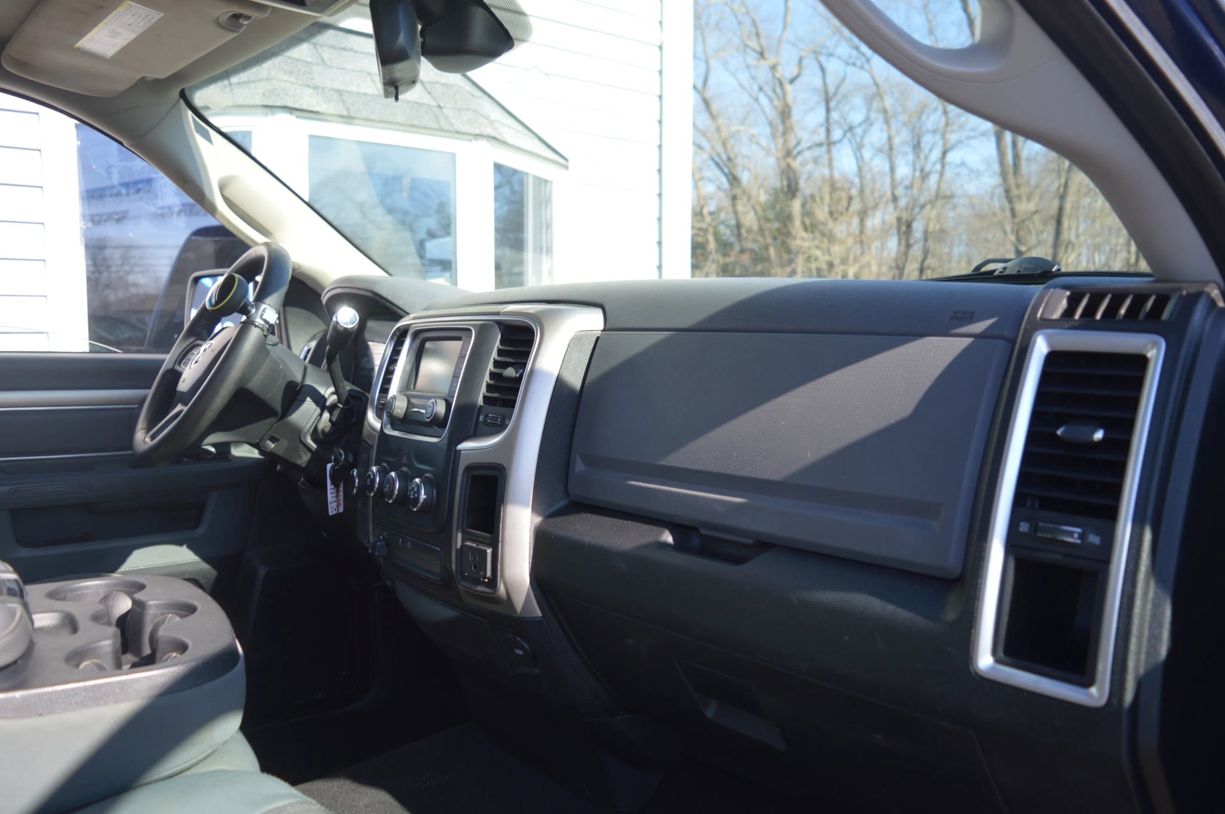 Used 2014 RAM 2500 SLT w/ Popular Equipment Group image 19