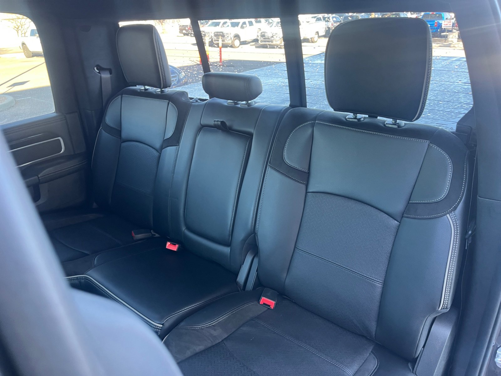 Used 2022 RAM 2500 Laramie w/ Night Edition image 17