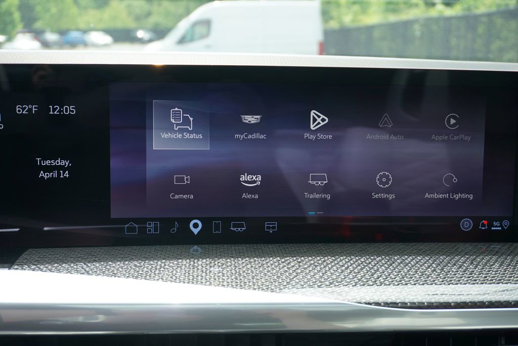 Used 2025 Cadillac Escalade ESV V image 31