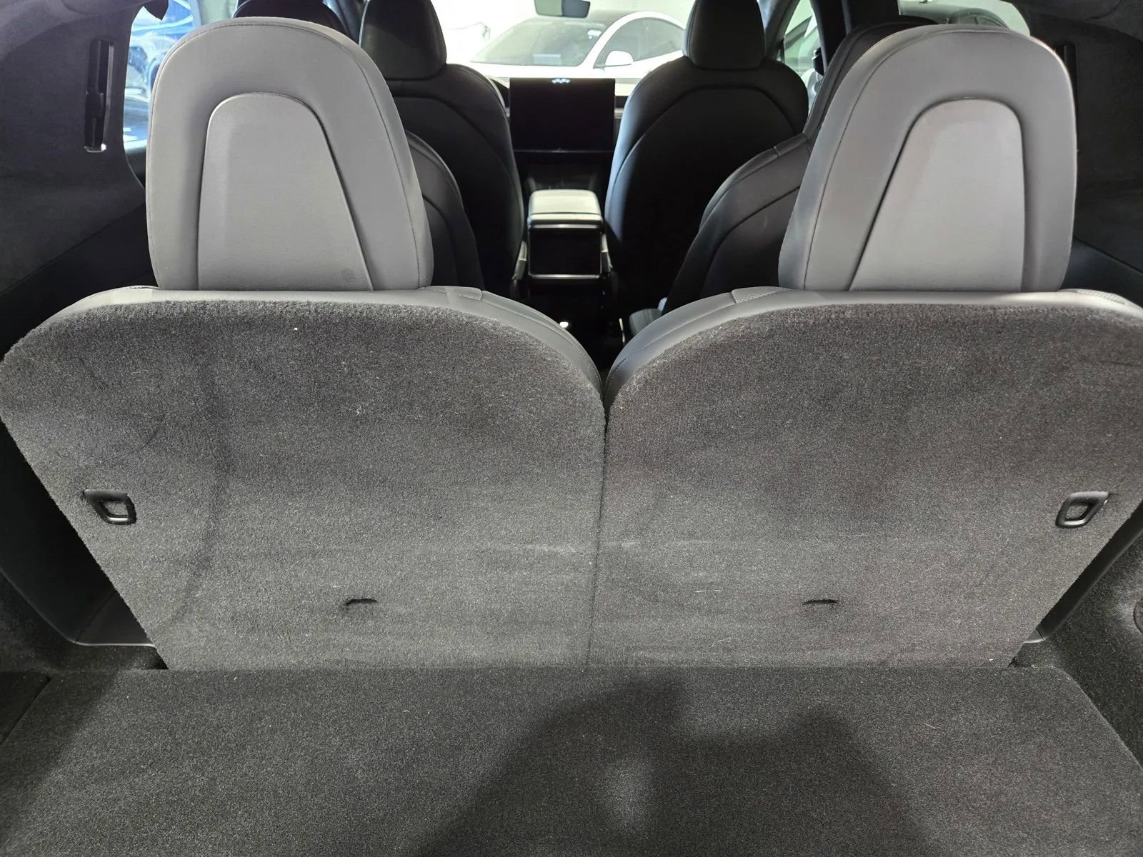 Used 2025 Tesla Model X AWD/4WD image 10