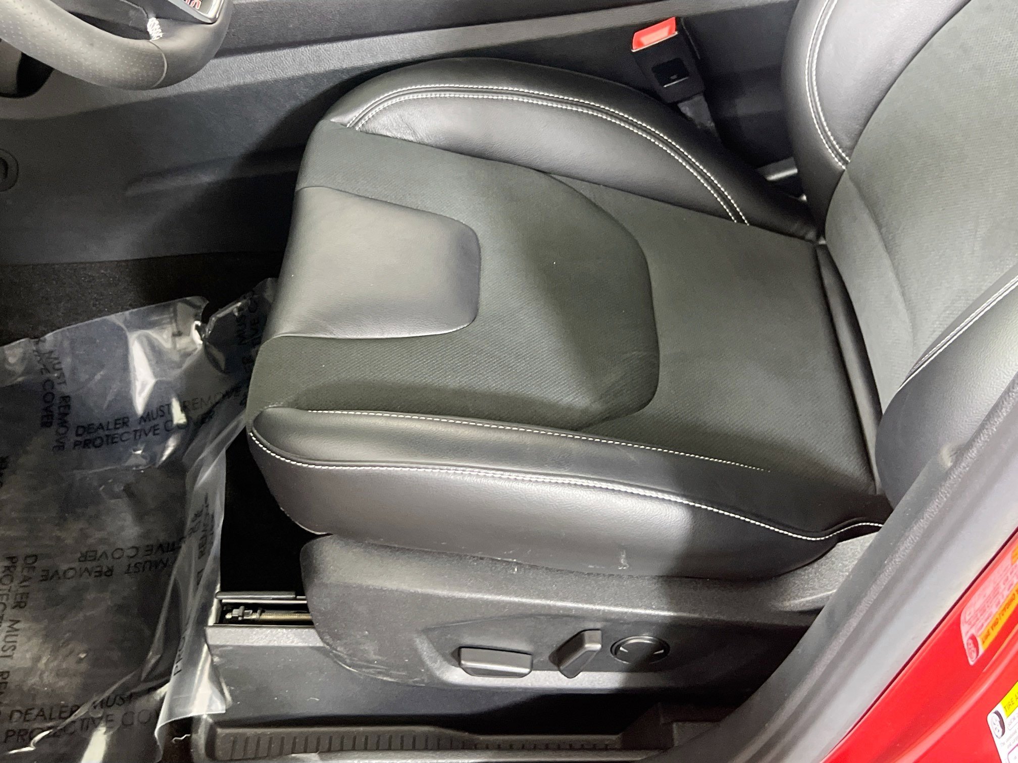 Used 2020 Ford Edge ST w/ Cold Weather Package image 19