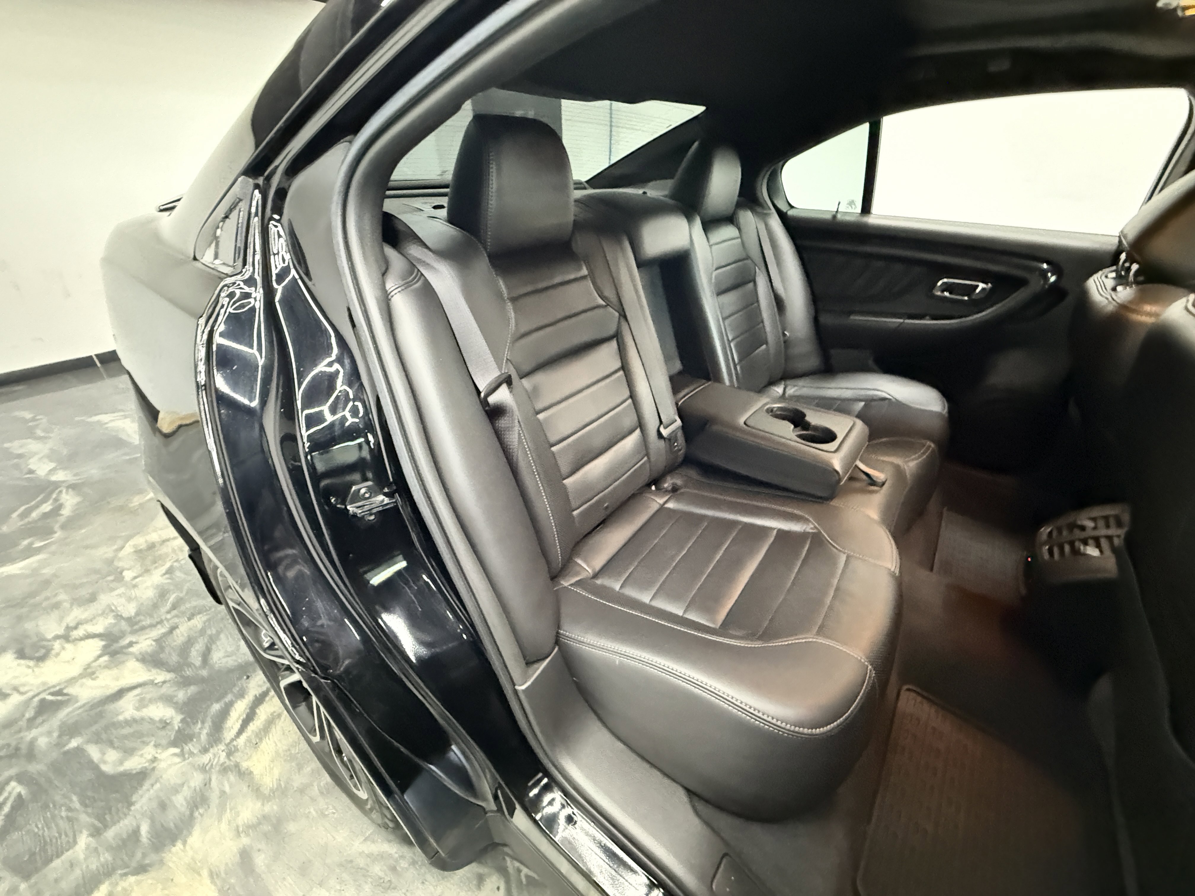 Used 2018 Ford Taurus SHO w/ Sho Performance Package image 27