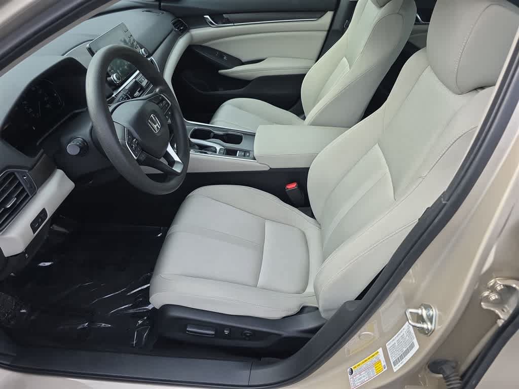 Certified 2018 Honda Accord EX image 15