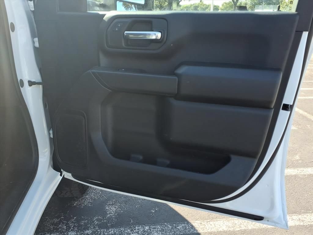 Used 2024 Chevrolet Silverado 2500 Custom w/ Custom Value Package AWD/4WD image 21
