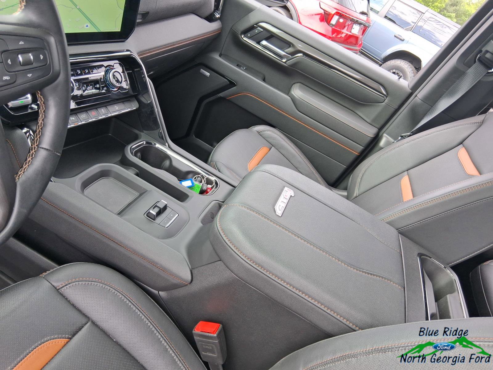 Used 2025 GMC Sierra 2500 AT4 w/ AT4 Premium Plus Package AWD/4WD image 30