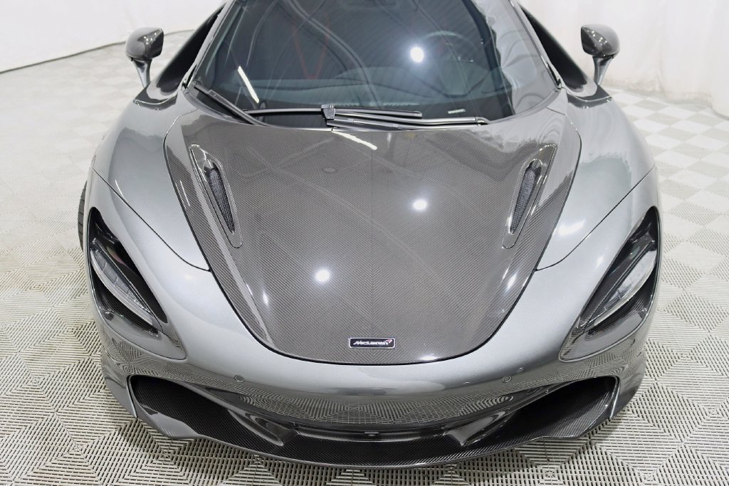 Used 2018 McLaren 720S Performance RWD image 12
