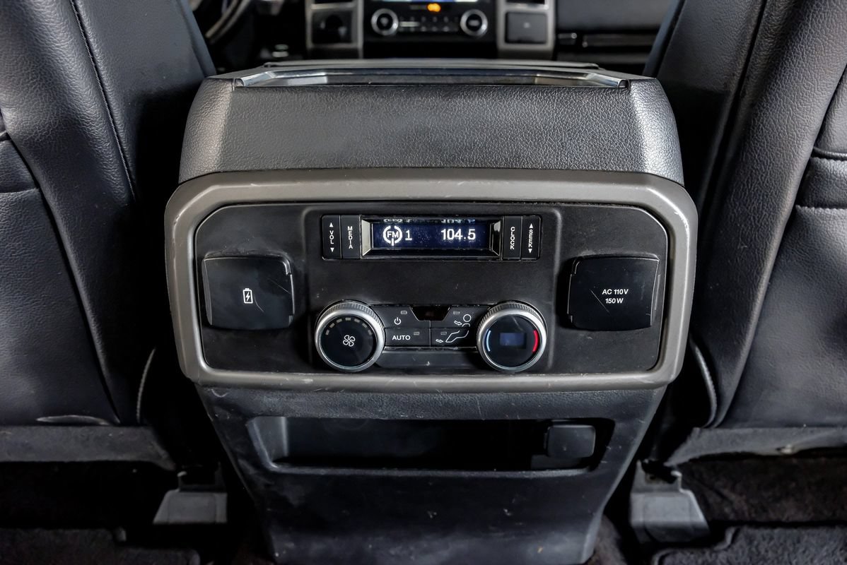Used 2020 Ford Expedition XLT w/ Equipment Group 202A AWD/4WD image 36