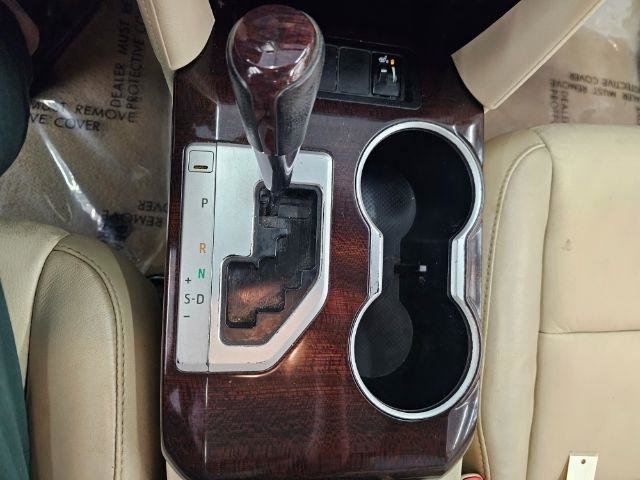 Used 2013 Toyota Camry XLE image 18