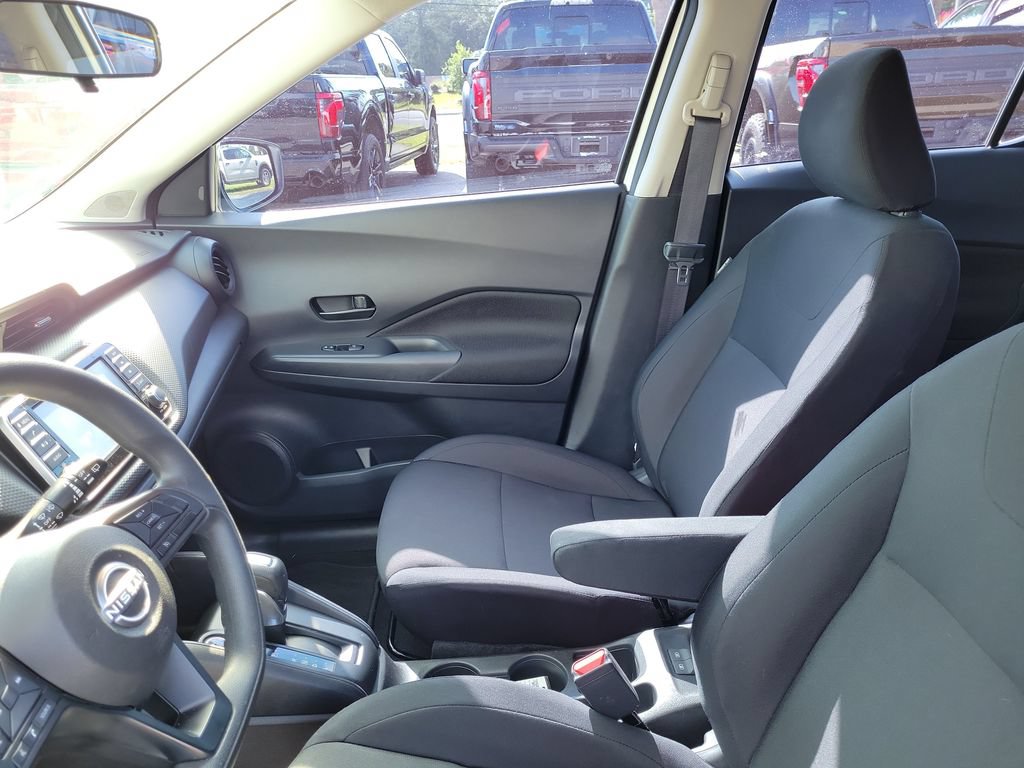 Used 2024 Nissan Kicks S FWD image 22