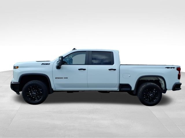 Used 2025 Chevrolet Silverado 2500 Custom w/ Custom Value Package AWD/4WD image 6