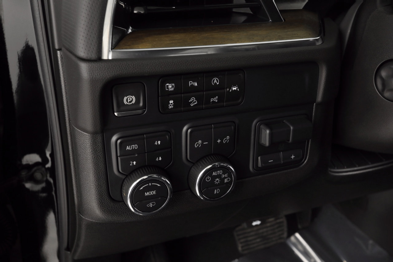 Used 2025 Chevrolet Tahoe High Country image 34