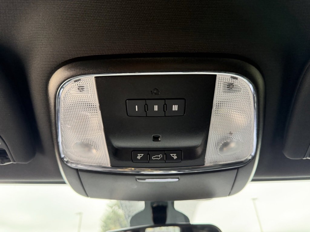 Used 2021 Jeep Grand Cherokee Laredo X image 30