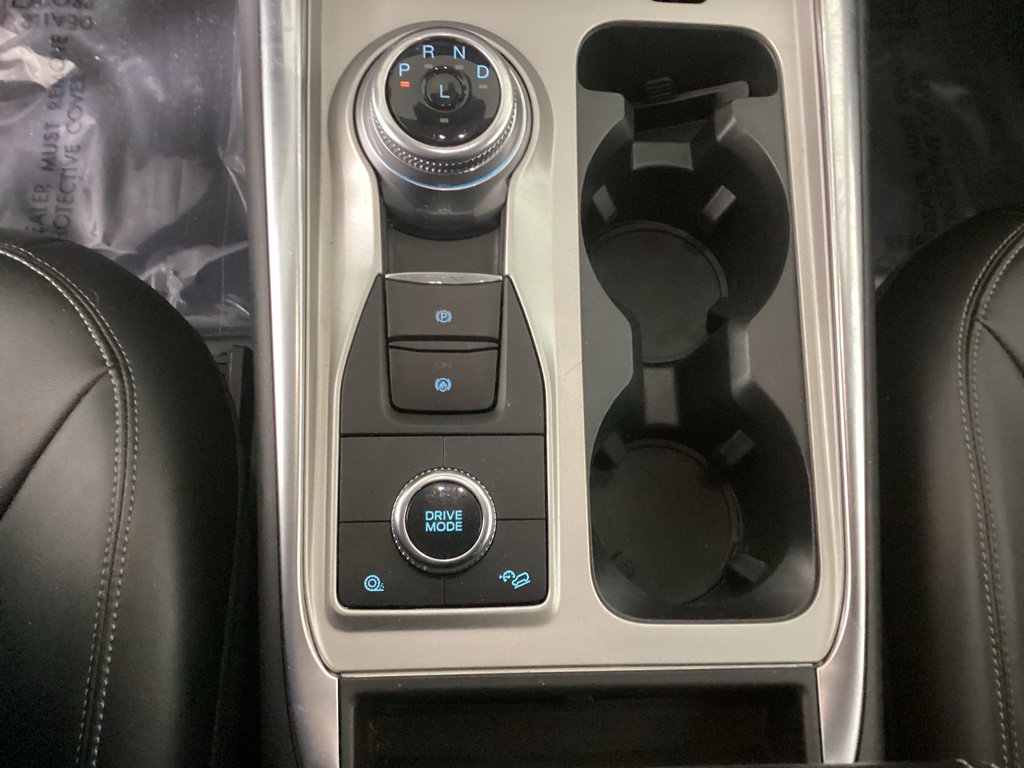Used 2023 Ford Explorer XLT w/ Equipment Group 202A image 30