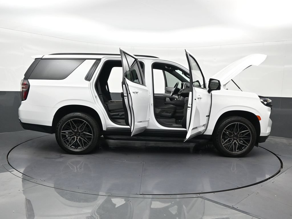 Used 2023 Chevrolet Tahoe RST w/ Luxury Package RWD image 34