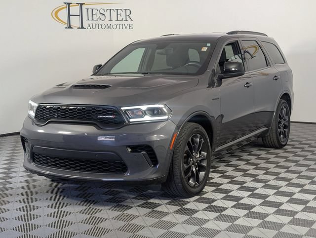 Used 2023 Dodge Durango R/T w/ Blacktop Package AWD/4WD image 4