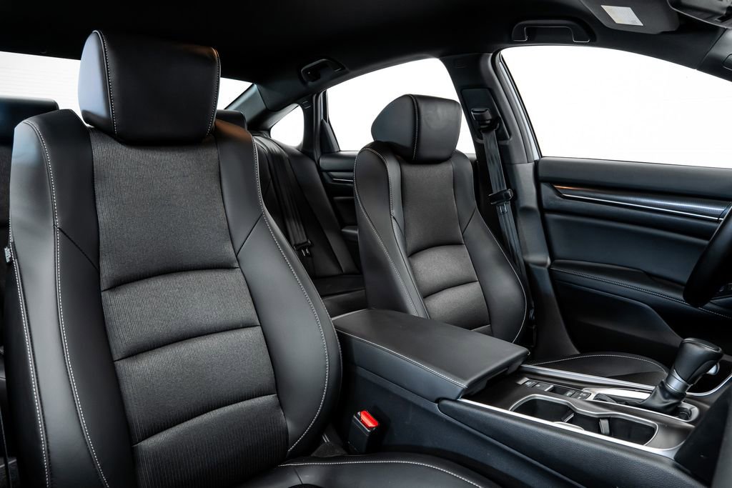 Used 2022 Honda Accord Sport image 31